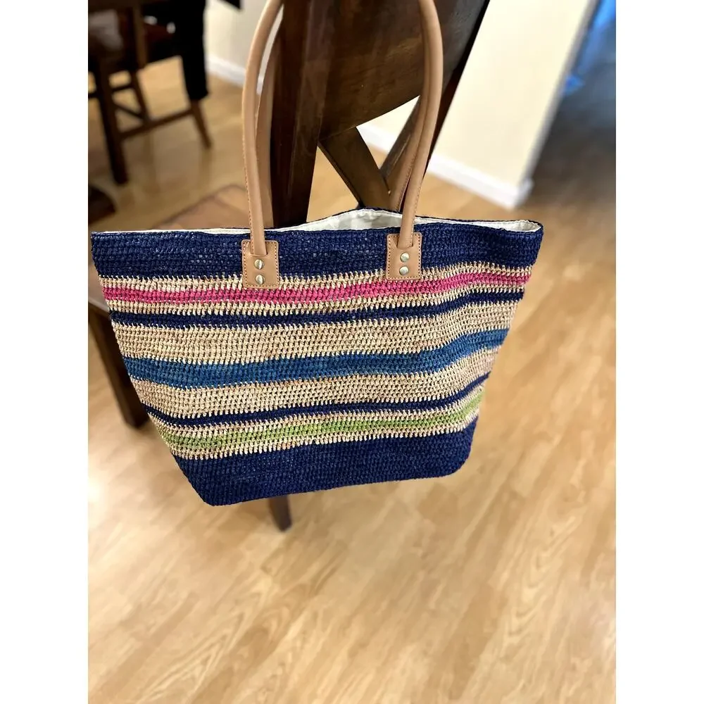 New with Tags! Tori Richard Large Straw Tote - Picture 3 of 6